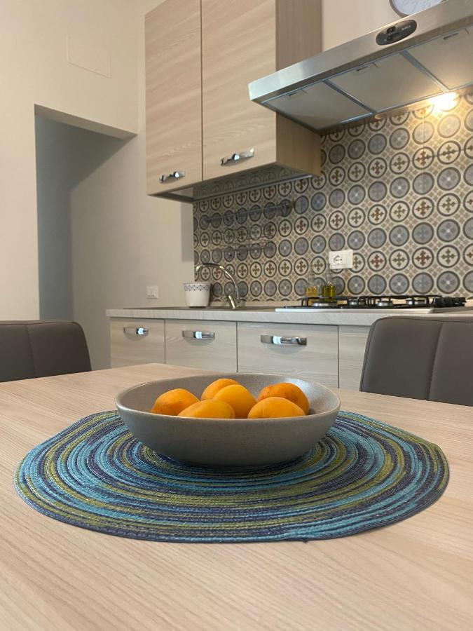 Al Civico 18 Apartment Palermo Bagian luar foto